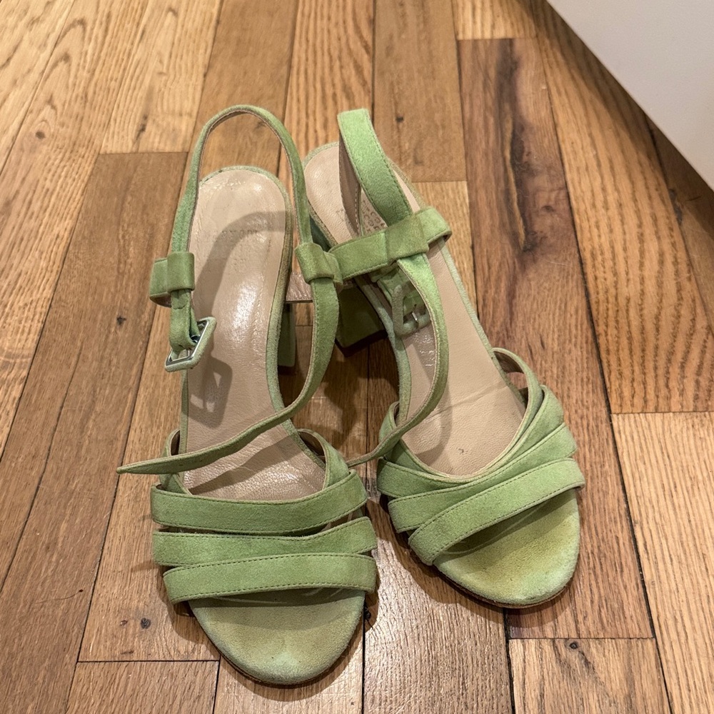 MNZ green suede sandals